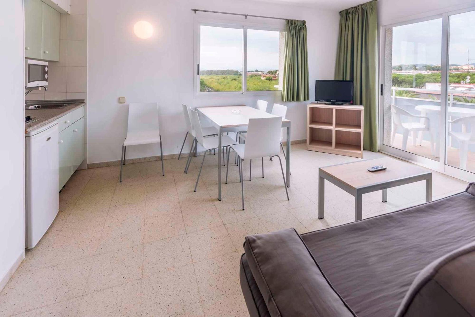 Apartments In Blanes/Costa Brava 35181 Δωμάτιο φωτογραφία